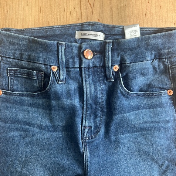 Good American Good Legs Jeans - Picture 3 of 5
